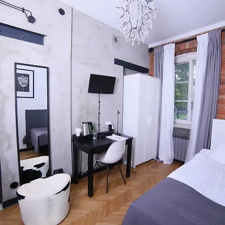 Otel Arthotel Stalowa 52 3*