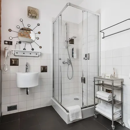 ホテル Arthotel Stalowa 52