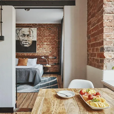 Arthotel Stalowa 52 ורשה