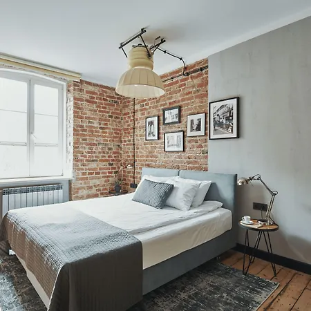 Arthotel Stalowa 52 3* ורשה