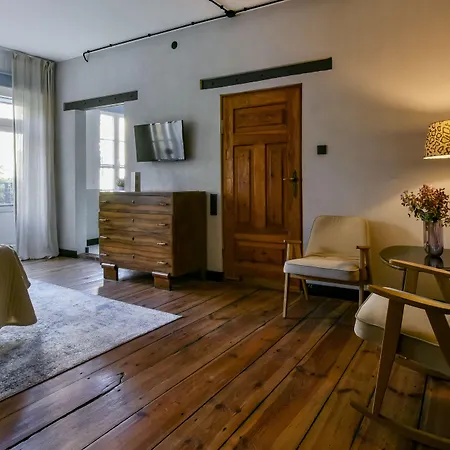 Arthotel Stalowa 52