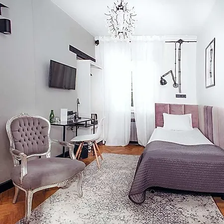 Arthotel Stalowa 52