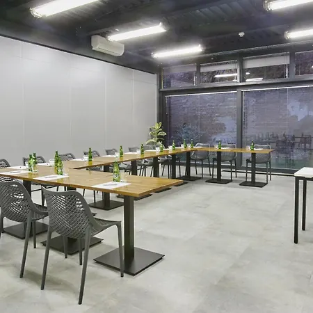 Hotel Arthotel Stalowa 52 Warschau