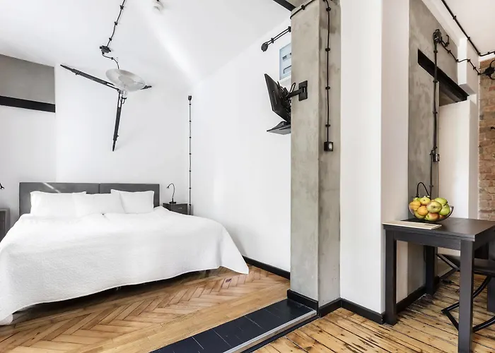 Hotell Arthotel Stalowa 52