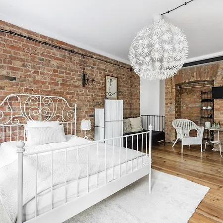 Arthotel Stalowa 52 Varşova